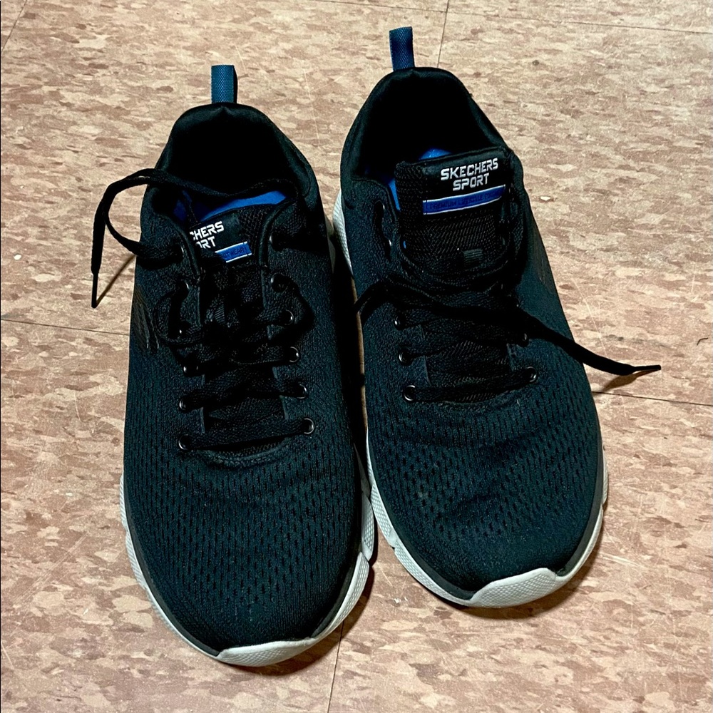 Black Sports Skechers